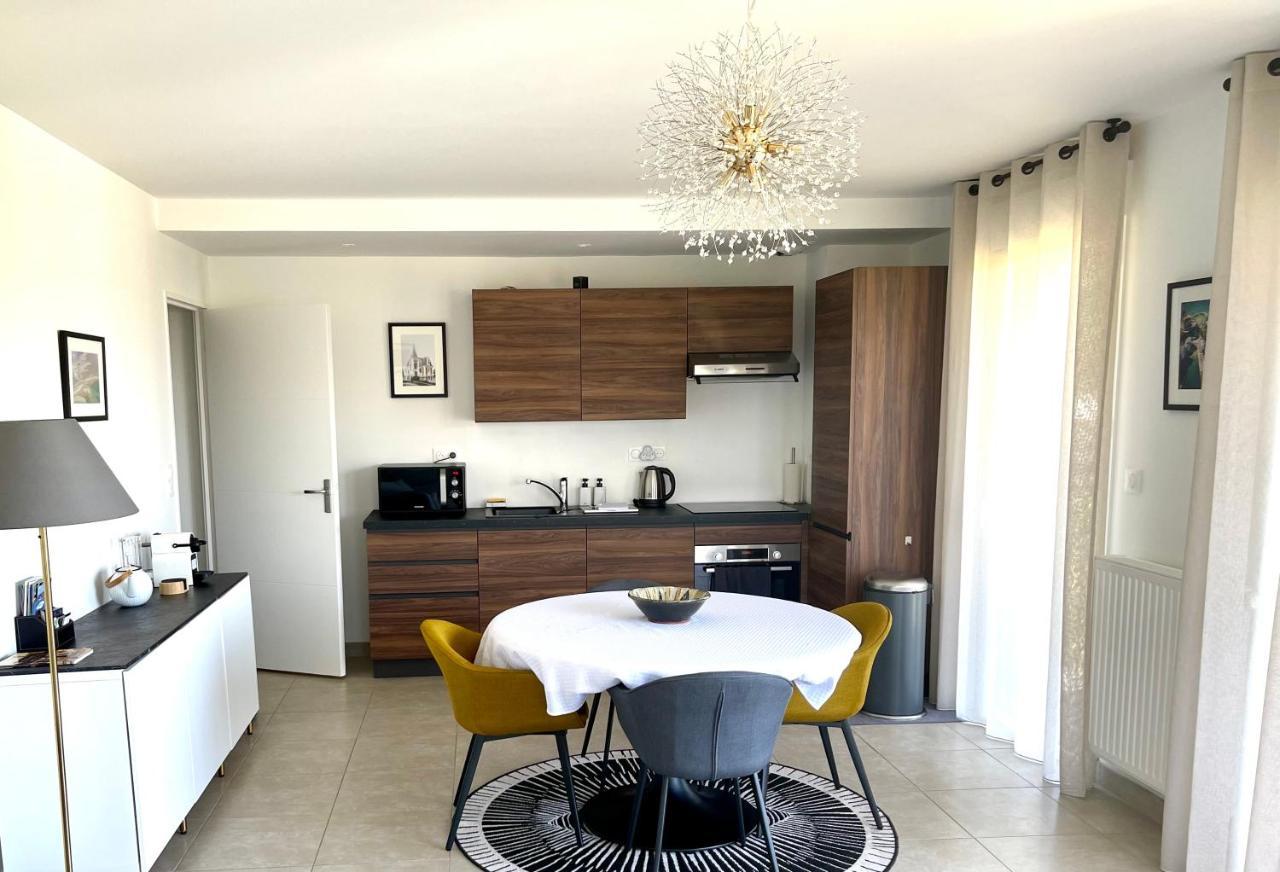 Bella Cruz 66 M2 Prestations Premium, Wifi, Balcon, Parking Avec Borne De Recharge Electrique, Plage Prieure, Commerces Динар Экстерьер фото